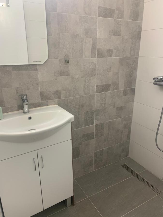 Apartman Ana Zeleni Pojas Bar Eksteriør bilde